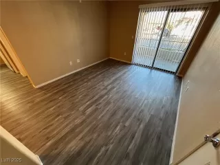 Photo #2: 2654371 Listing 