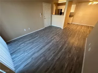 Photo #3: 2654371 Listing 