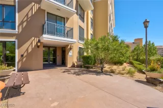 Photo #2: 2654373 Listing 