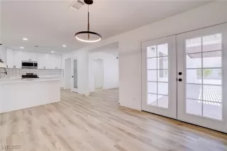 Photo #6: 2654414 Listing