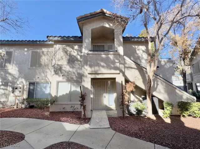 MLS: 2654420 Condo For Sale
