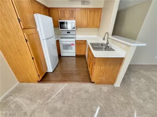 Photo #3: 2654420 Listing 