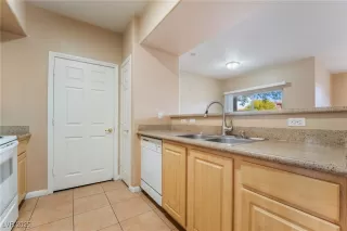 Photo #5: 2654429 Listing 