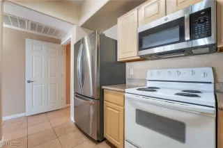 Photo #6: 2654429 Listing 