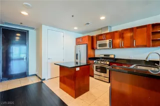 Photo #5: 2654444 Listing 