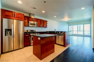 Photo #6: 2654444 Listing 