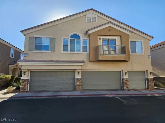 MLS: 2654445 Condo For Sale