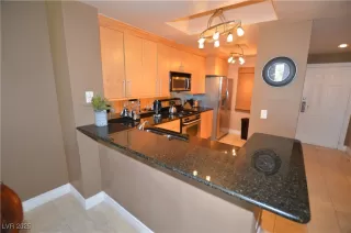 Photo #2: 2654449 Listing 