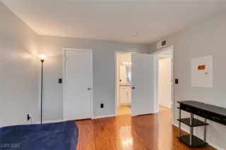 Photo #4: 2654494 Listing 