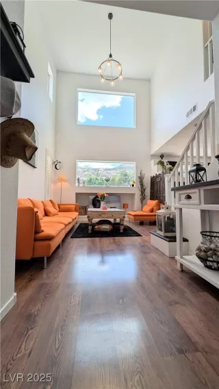 Photo #4: 2654557 Listing 