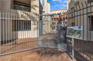 Photo #2: 2654558 Listing