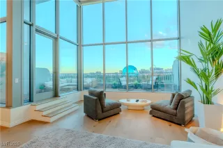 Photo #5: 2654560 Listing