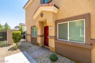 Photo #2: 2654635 Listing