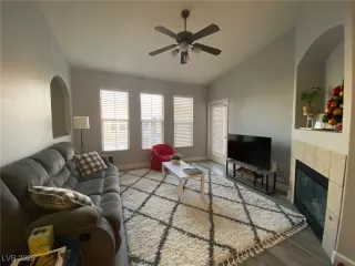 Photo #3: 2654680 Listing