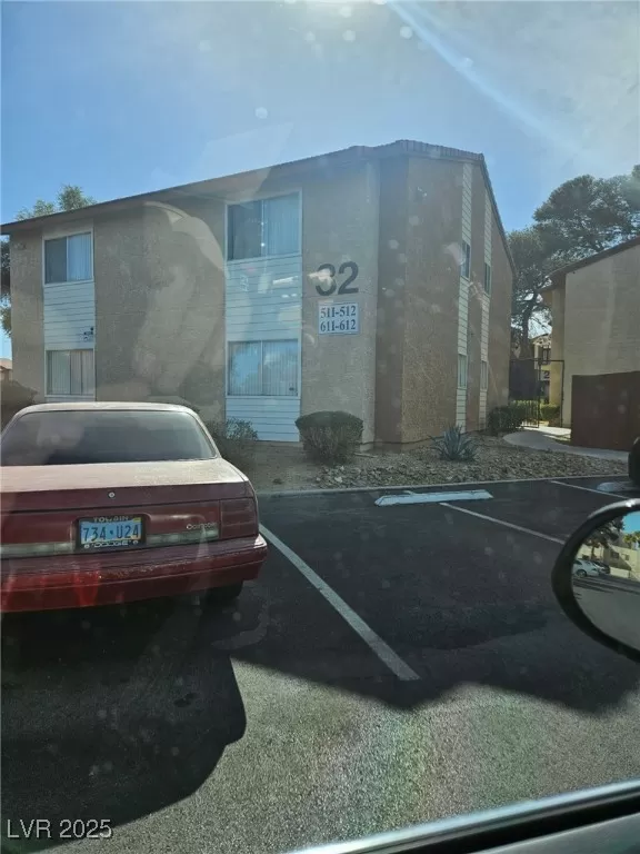 MLS: 2654711 Condo For Sale