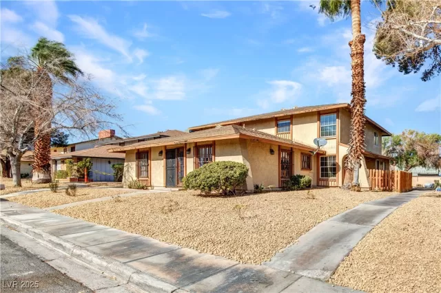 MLS: 2654713 Condo For Sale