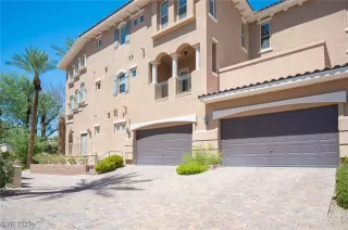 Photo #1: 2654814 Listing 