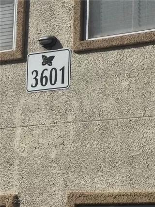 Photo #1: 2654824 Listing 