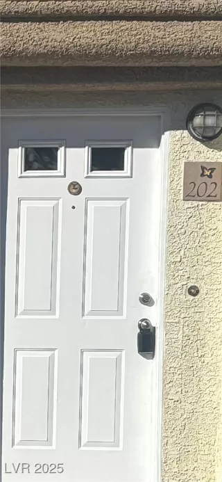 Photo #2: 2654824 Listing 