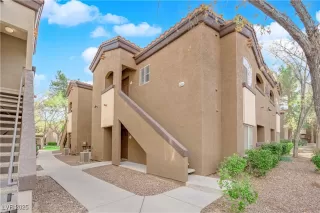 Photo #4: 2654834 Listing