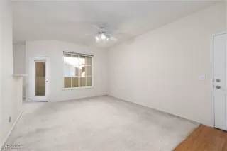 Photo #5: 2654840 Listing