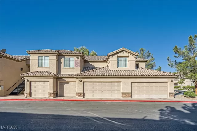 MLS: 2654852 Condo For Sale