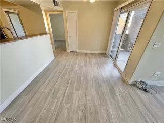 Photo #3: 2654899 Listing 