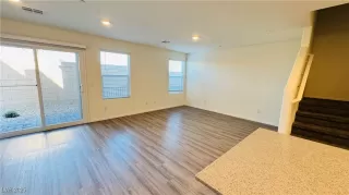 Photo #6: 2654940 Listing 