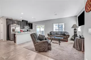 Photo #5: 2654972 Listing