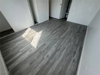 Photo #5: 2655000 Listing 