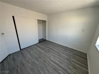 Photo #6: 2655000 Listing 