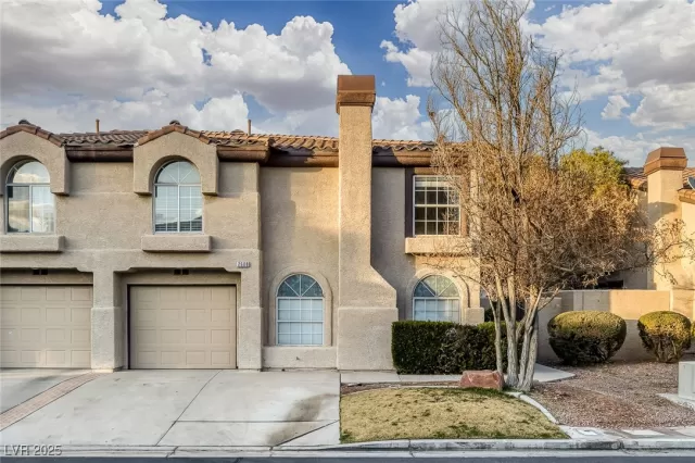 MLS: 2655014 Condo For Sale