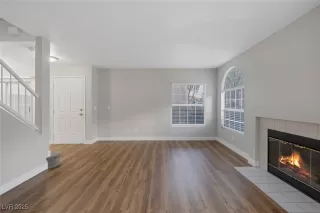 Photo #3: 2655014 Listing