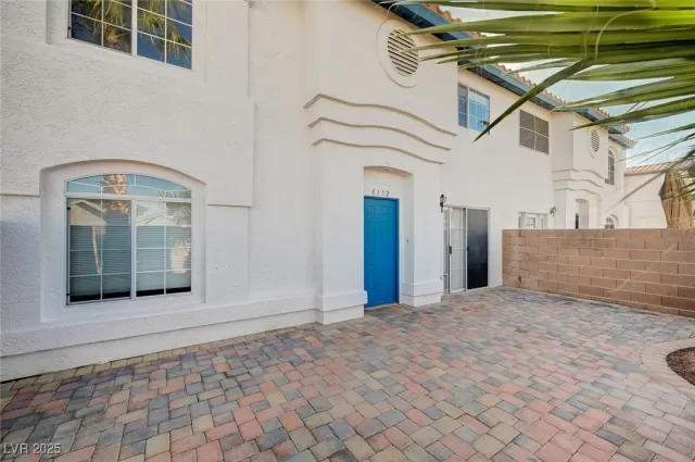 MLS: 2655038 Condo For Sale