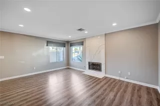 Photo #6: 2655038 Listing 