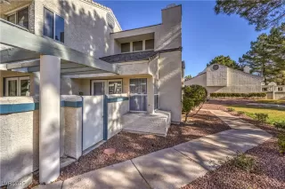 Photo #3: 2655044 Listing 