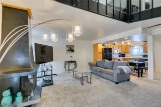 Photo #1: 2655047 Listing