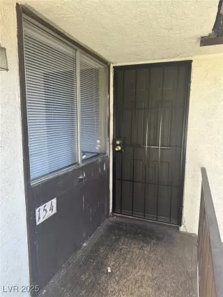 Photo #2: 2655061 Listing 