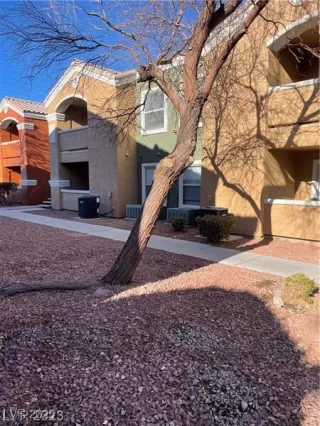 Photo #1: 2655072 Listing 