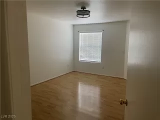 Photo #5: 2655072 Listing 