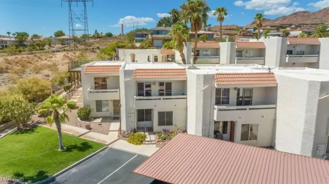 MLS: 2655080 Condo For Sale