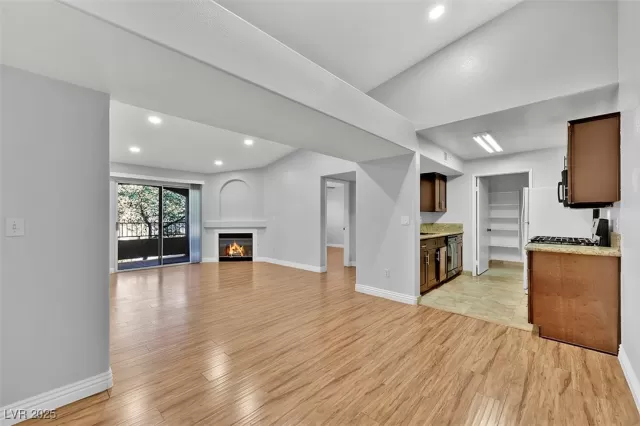 MLS: 2655088 Condo For Sale