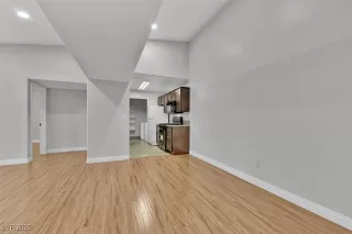 Photo #6: 2655088 Listing 