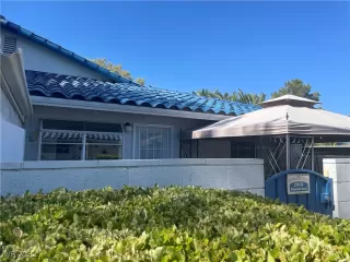 Photo #1: 2655096 Listing 