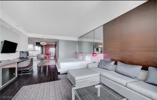 Photo #4: 2655133 Listing 