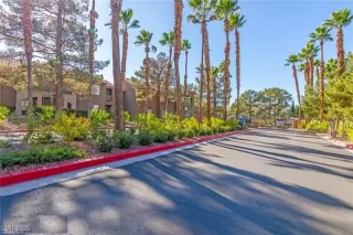 Photo #1: 2655158 Listing 