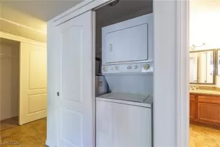 Photo #4: 2655158 Listing 