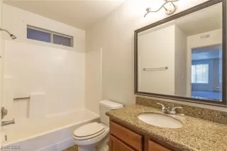 Photo #5: 2655158 Listing 