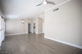 Photo #5: 2655166 Listing 