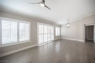 Photo #6: 2655166 Listing 